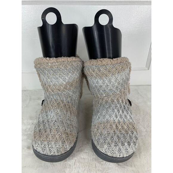 Muk Luks Womens Short Boot Slippers Size L (9-10) Cozy Knit Faux Shearling Lined - Picture 2 of 10